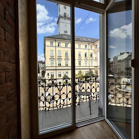 Апартаменти На Площі Ринок, 20 Lviv Dış mekan fotoğraf