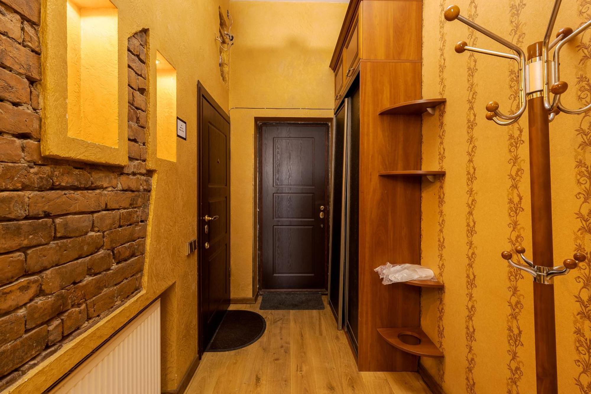 Апартаменти На Площі Ринок, 20 Lviv Dış mekan fotoğraf