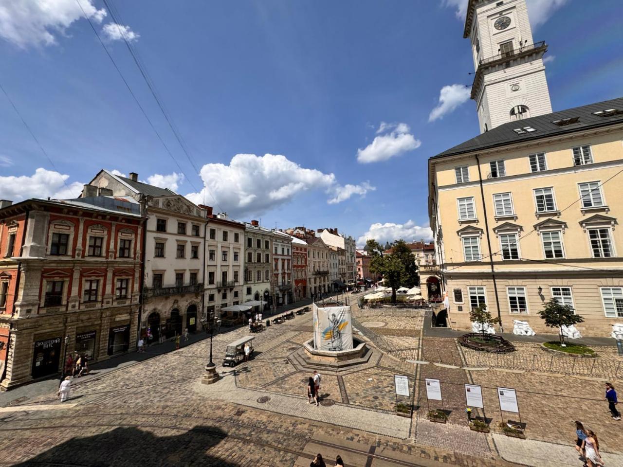 Апартаменти На Площі Ринок, 20 Lviv Dış mekan fotoğraf